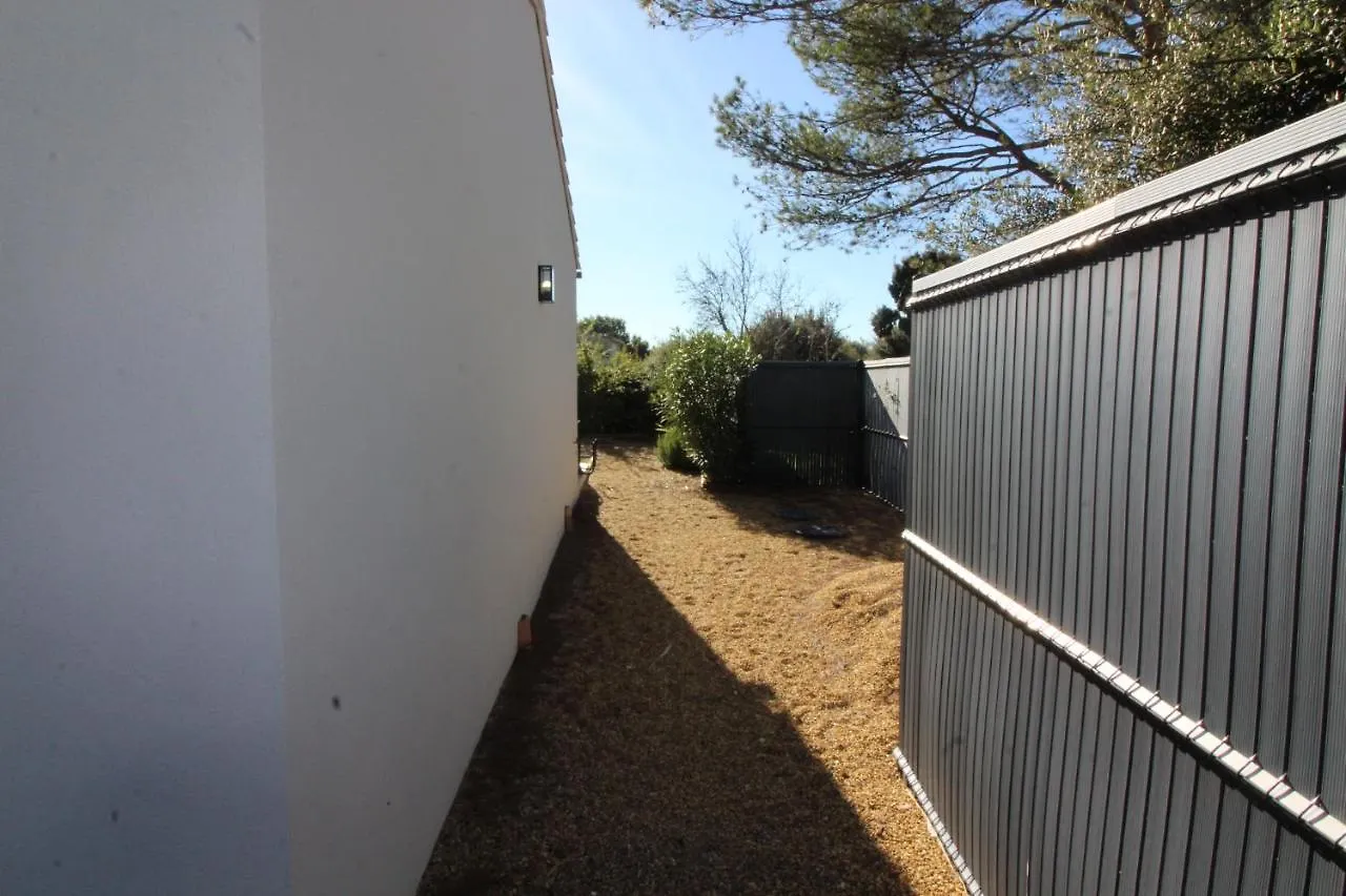 Holiday home Pause Spa Sur La Route Du Ventoux Adults Only Carpentras France