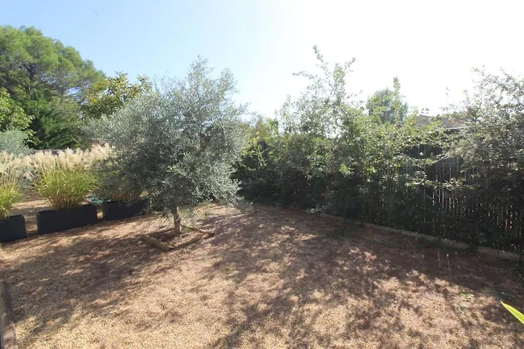 Holiday home Pause Spa Sur La Route Du Ventoux Adults Only Carpentras France