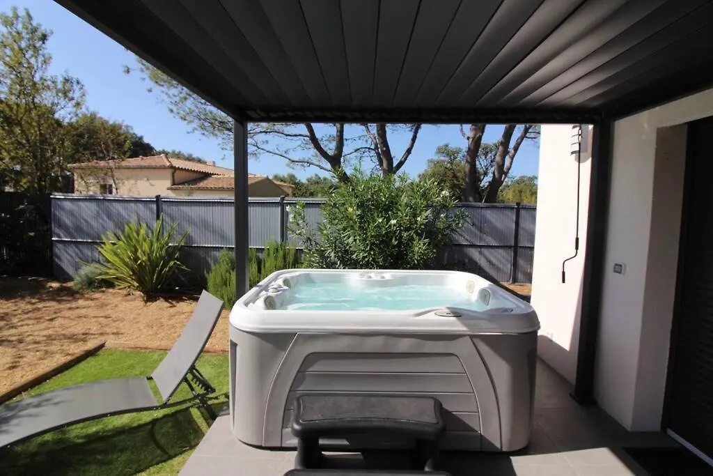 Pause Spa Sur La Route Du Ventoux Adults Only Carpentras 0*,