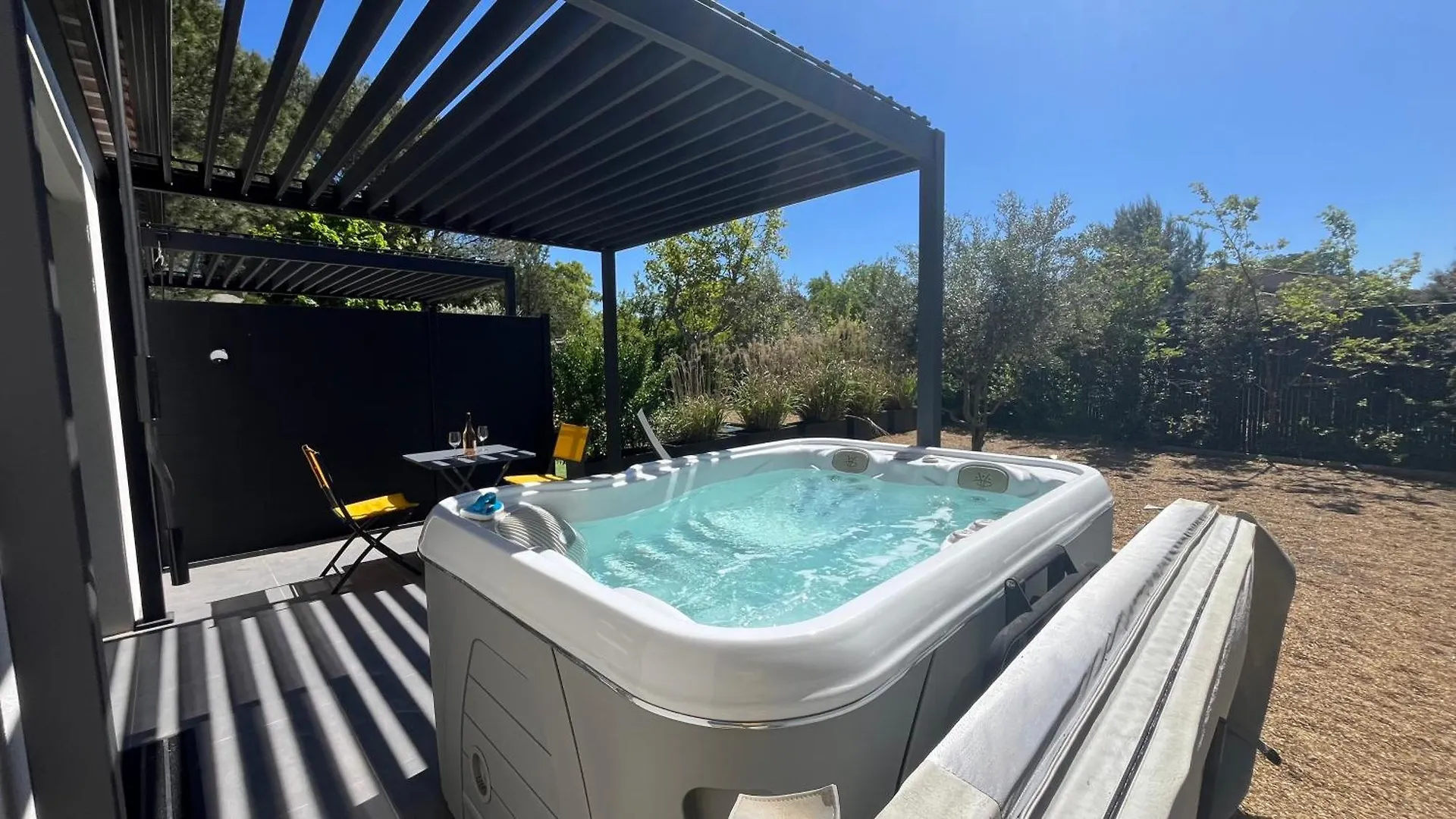 Holiday home Pause Spa Sur La Route Du Ventoux Adults Only Carpentras
