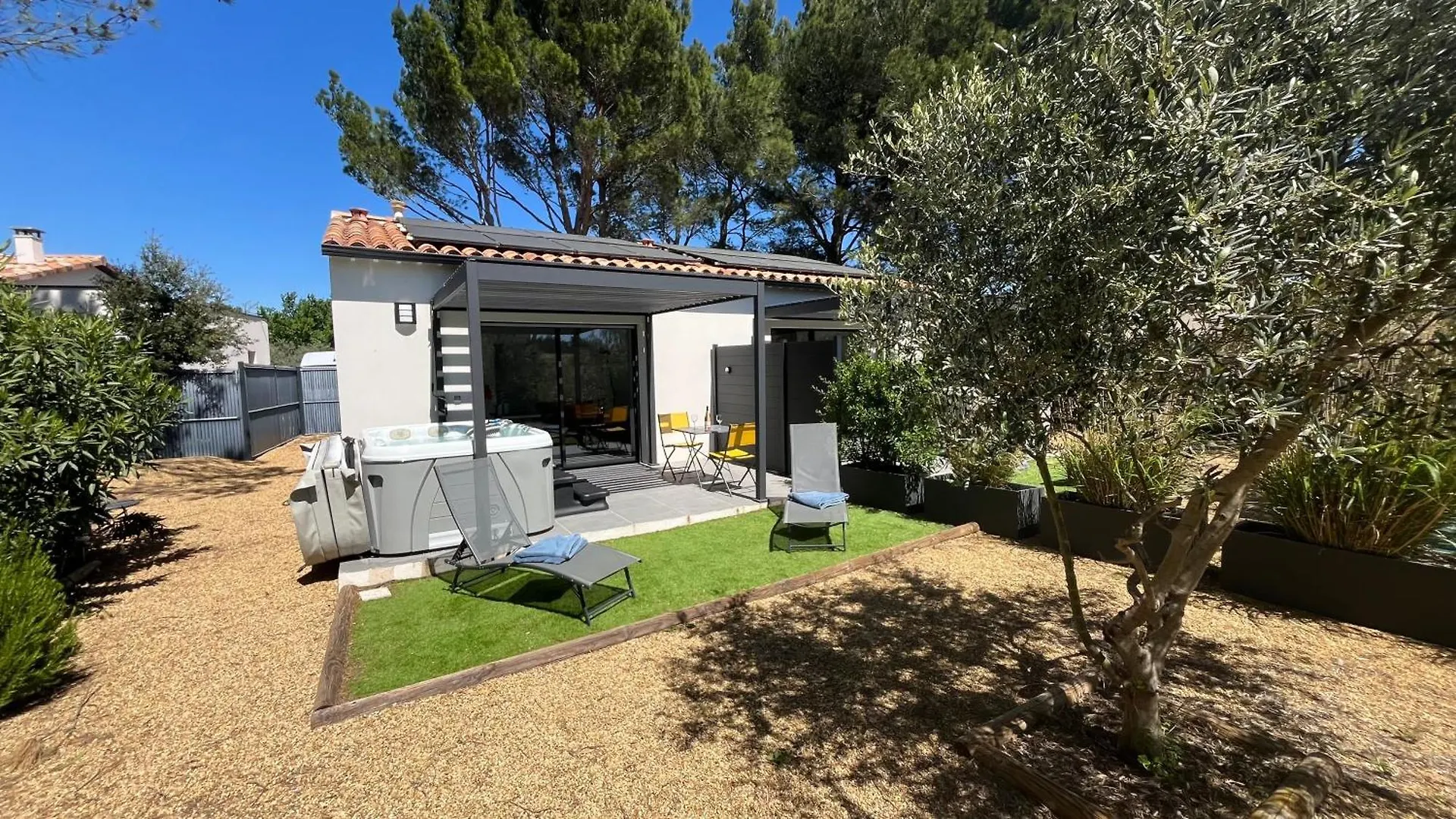 Pause Spa Sur La Route Du Ventoux Adults Only Carpentras France